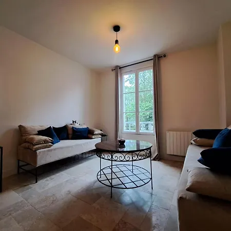 Cozy Duplex With Spa, 30 Min To Paris Appartement