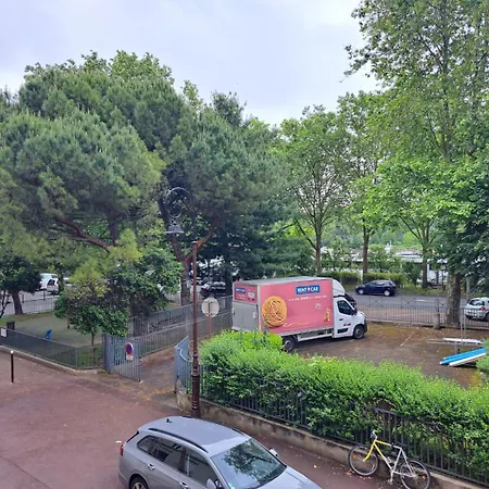Lägenhet Cozy Duplex With Spa, 30 Min To Paris *